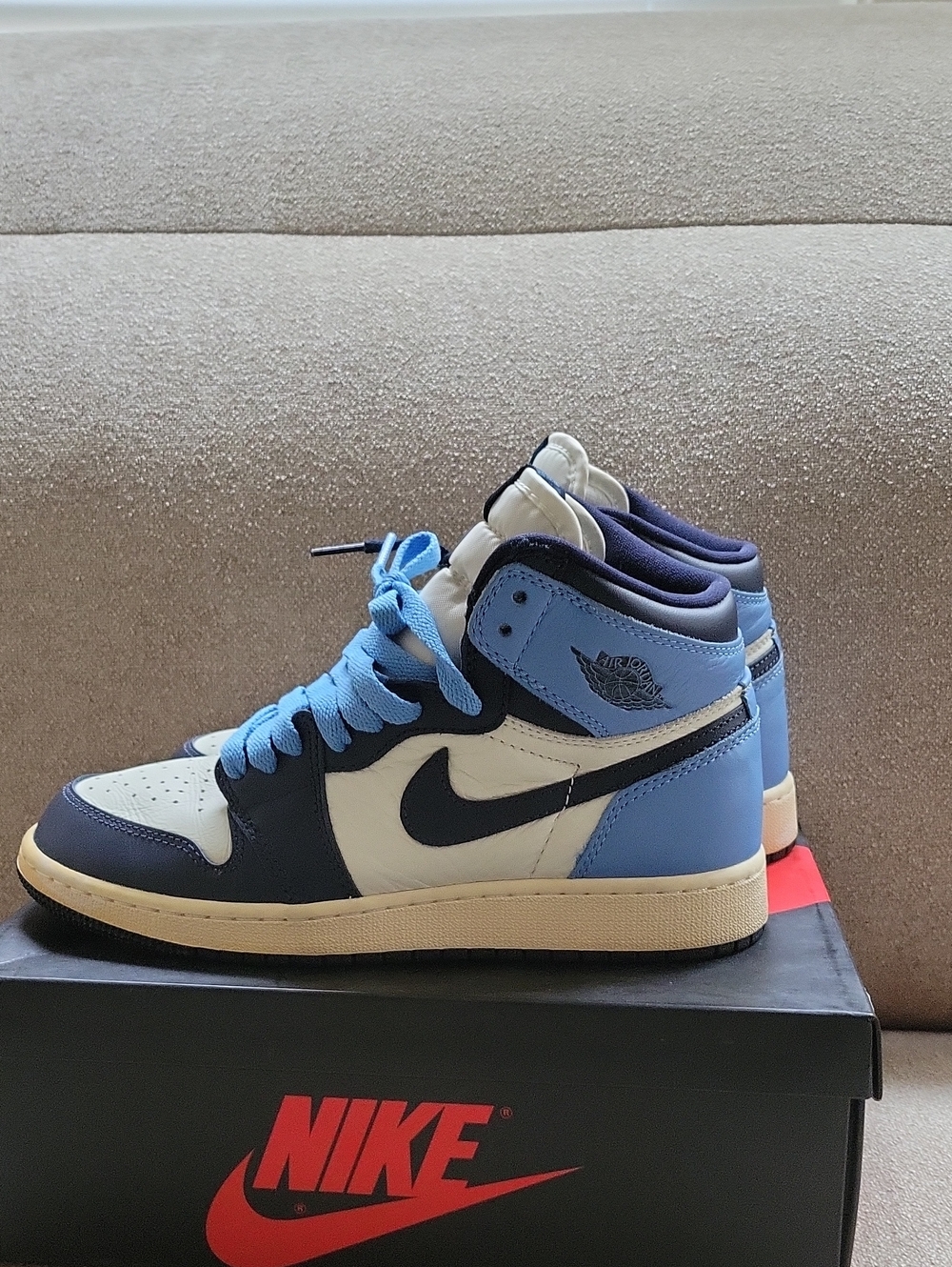 Jordan Retro 1 - Picture 3 of 9